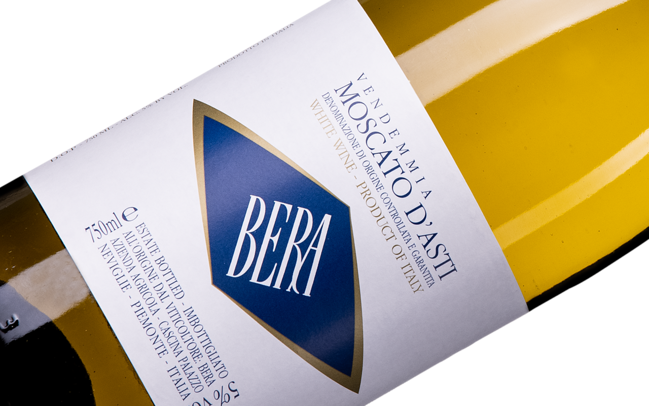 2023 Moscato d'Asti Schaumwein "Braunerde" Piemont, Italien 2023 Moscato d'Asti Schaumwein "Braunerde" Piemont, Italien