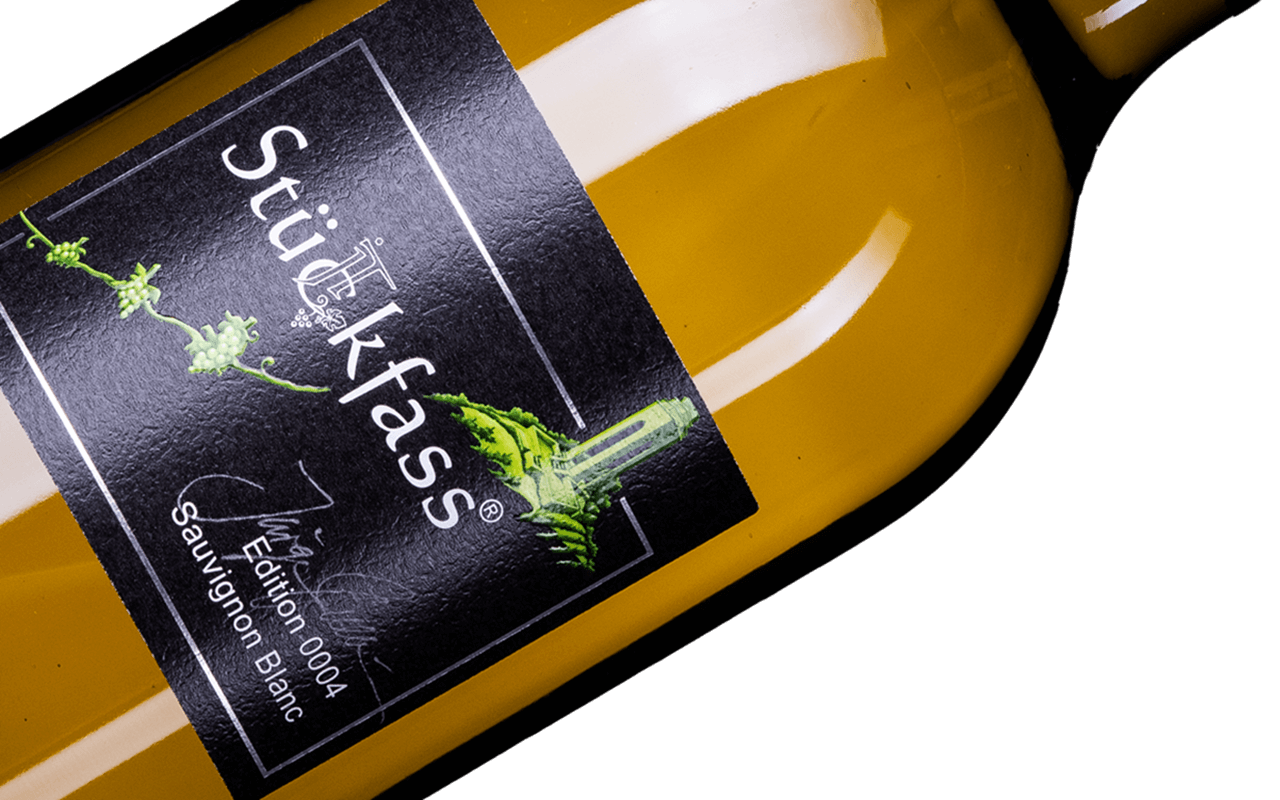 JTC Stückfass 2017 Magnum Sauvignon Blanc Weißwein "Porpyhr" Nahe, Deutschland JTC Stückfass 2017 Magnum Sauvignon Blanc Weißwein "Porpyhr" Nahe, Deutschland
