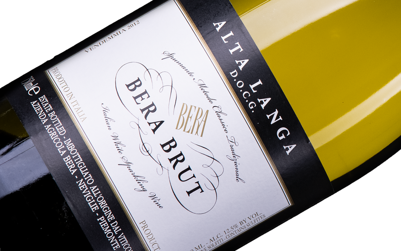 2012 Bera Brut Alta Langhe Spumante "Ton Kalk" Piemont, Italien 2012 Bera Brut Alta Langhe Spumante "Ton Kalk" Piemont, Italien